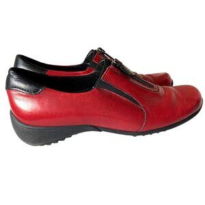 Munro Berkley Leather Sneaker in Red Women's Sz 6N‎ Designer Comfort